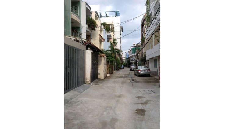 Chỉ còn 1 phòng cho nữ thuê tại quận Bình Thạnh, 25m2 mới đẹp, ban công, cửa sổ, hẻm 7m. Giá rẻ nhất